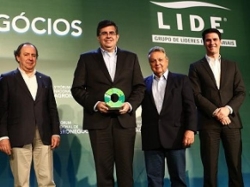 Sicredi conquista Prêmio Lide Agronegócios 2016 na categoria Crédito